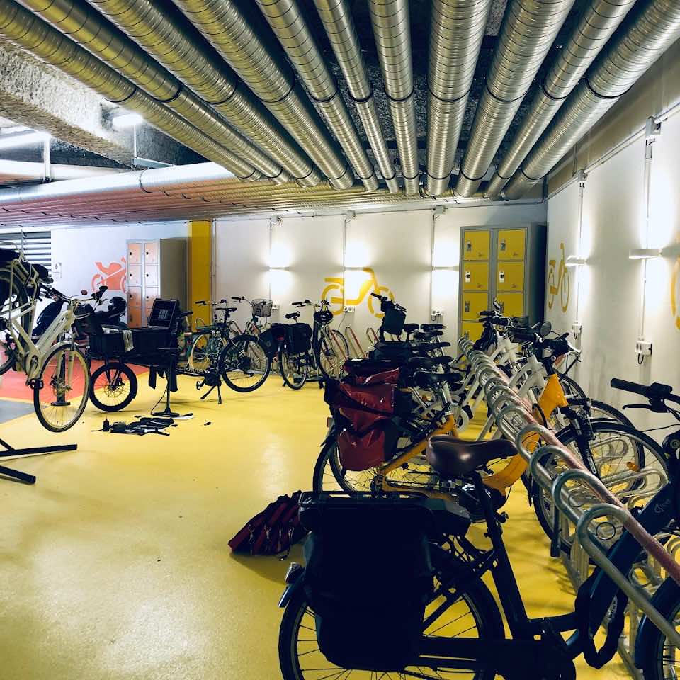 L'ATELIER ROULANT OU COMMENT NE JAMAIS AVOIR DE COUP DE POMPE... 1 l'atelier roulant - bordeaux