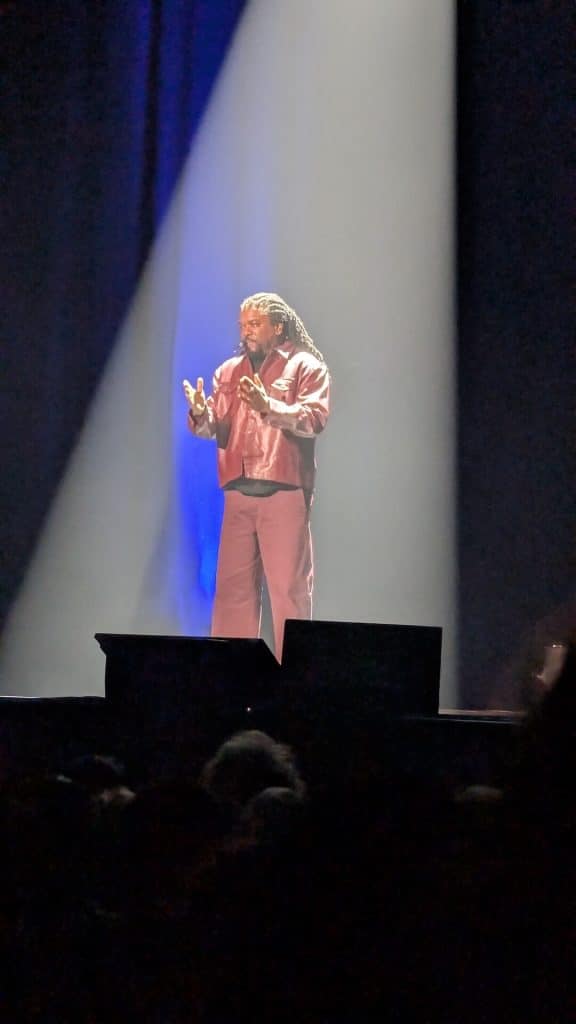 Anthony Kavanagh au Theatre Femina 6