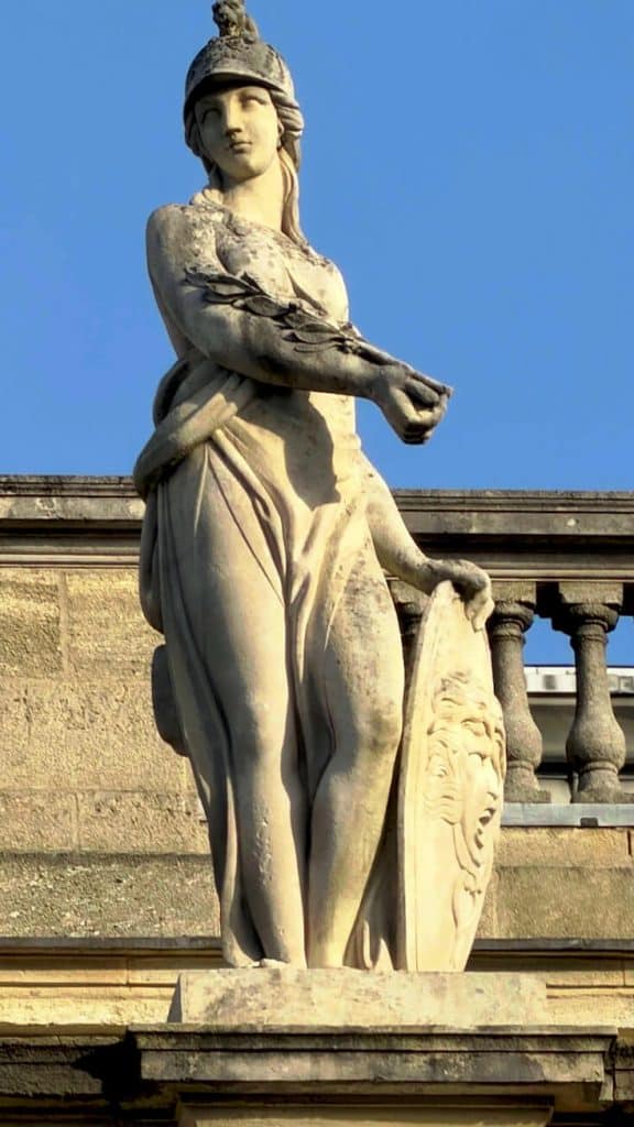 Les deesses et les muses de Bordeaux 6