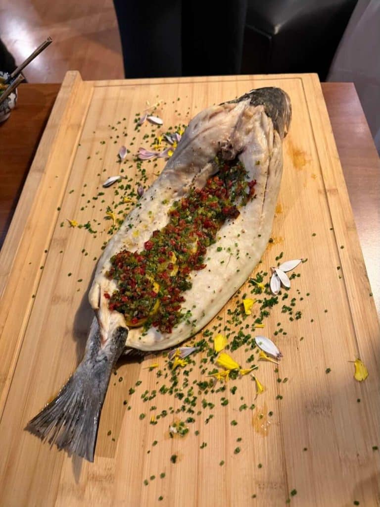 Le Chiopot : on a presque fêté ses 100 ans avec une entrecôte Limousine et un turbot qui en imposait 14 Le Chiopot restaurant bordeaux 14