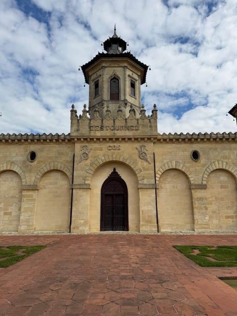 Cos d'Estournel : si on sortait de Bordeaux pour un week-end chez le Maharadjah de Saint-Estèphe ? 1 Château Cos d'Estournel