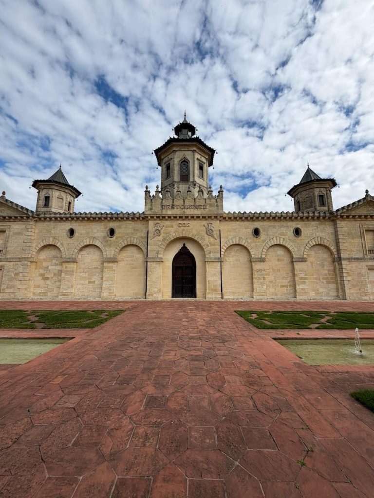Cos d'Estournel : si on sortait de Bordeaux pour un week-end chez le Maharadjah de Saint-Estèphe ? 4 Château Cos d'Estournel